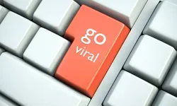 Eσείς τί βλέπετε; πόρτα ή παραλία; Η φωτογραφία που έγινε viral